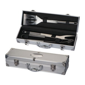 Set de tacâmuri BBQ